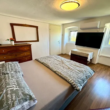 Kuca Za Odmor Adria * Jadranovo