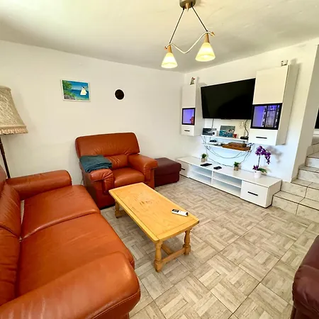 Kuca Za Odmor Adria * Jadranovo